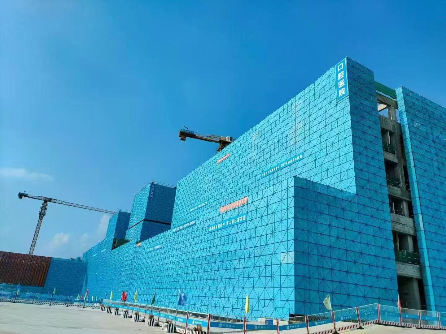 爬架網(wǎng)施工效果